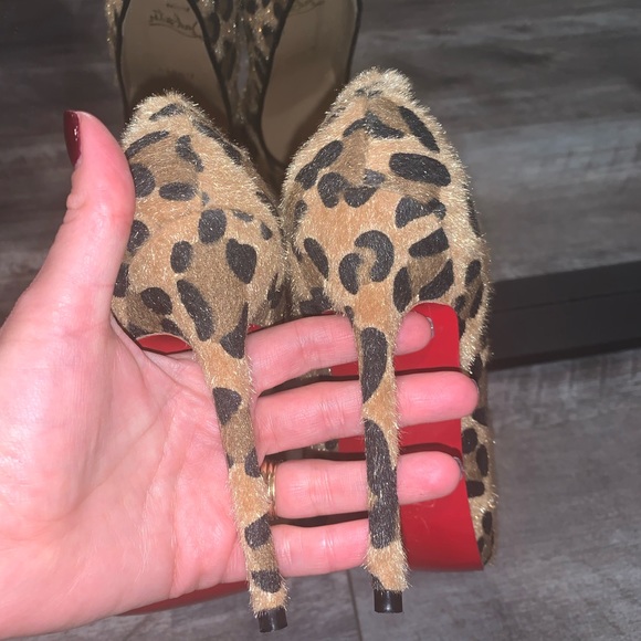 Faux red bottoms CL leopard heels 👠 - Picture 8 of 8